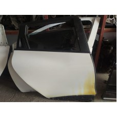 Clio-4 SpourtTouer Sağ Arka Kapı Clio-4 SpourtTouer Sağ Arka Kapı