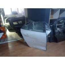 Megane-4 Sağ Arka Kapı Hatasız Beyaz