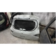 Clio-4 Bagaj Kapağı