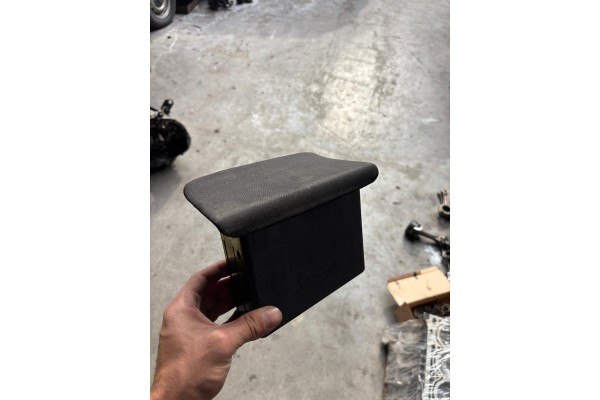 Megane-2 Sağ Kapı Cepliği Megane-2 Sağ Kapı Cepliği