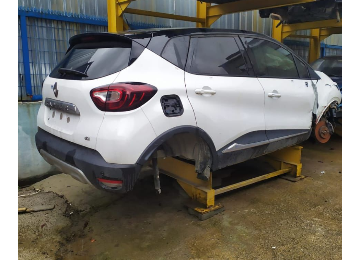 Captur Sağ Kapılar Hatasız Beyaz