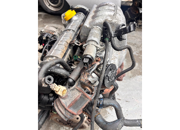 Megane-1 2.0 8valf F3R Gaz Kelebeği
